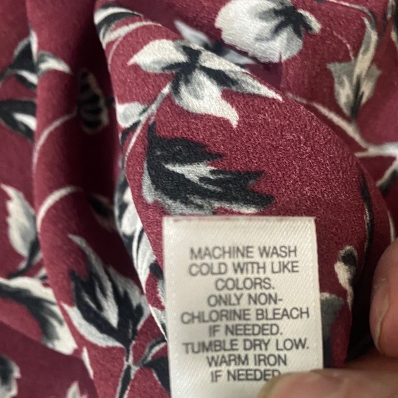 J Jill Women's Large Burgundy Floral Print Long Sleeve Button Up Shirt - Picture 5 of 8